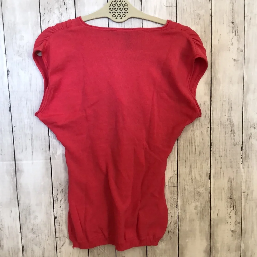 BCBG top, size small - Picture 2 of 5